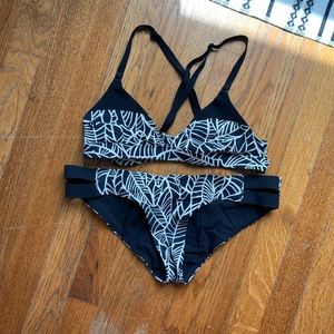 LULULEMON 🍋 Reversible Active Bikini